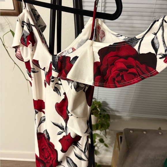 Floral Off-Shoulder Dress - Picture 5 of 5